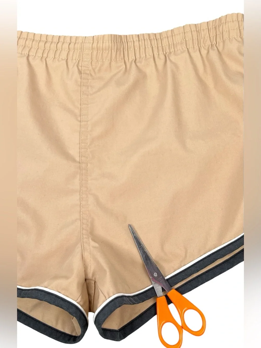 Vintage 70s/80s Men’s California Shores Tan Swim Trunks Shorts 2” Inseam Size M